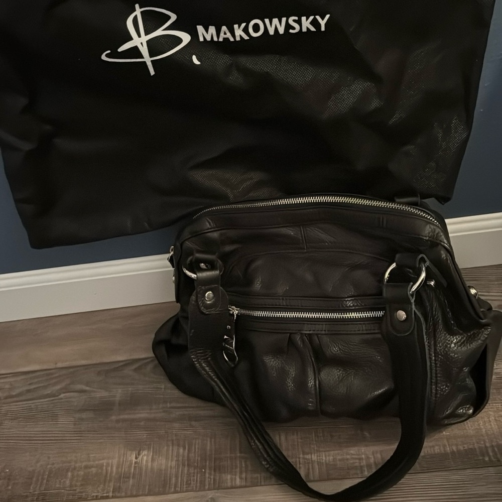 B. Makowsky Black Leather Shoulder Bag